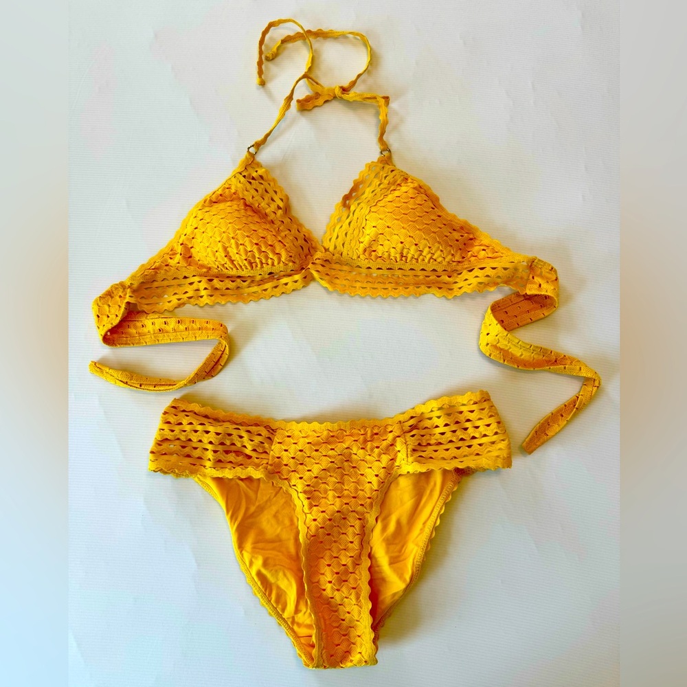Robin Piccone Bikini